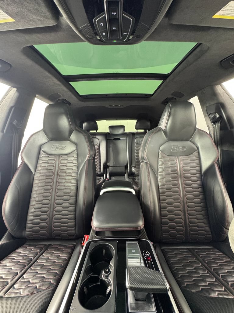 Used 2021 Audi RS Q8 w/ Luxury Package AWD/4WD image 20