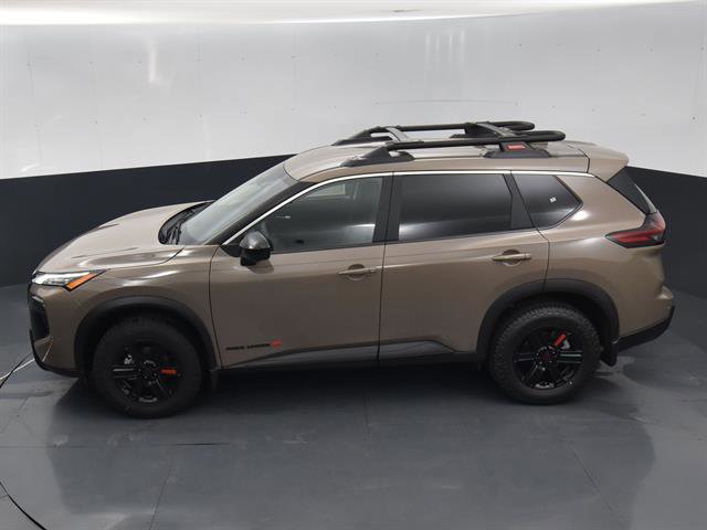 Certified 2025 Nissan Rogue SV image 35