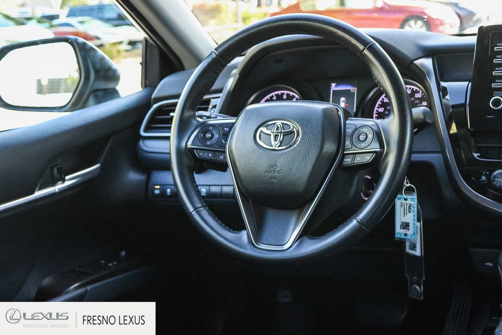 Used 2024 Toyota Camry SE image 18