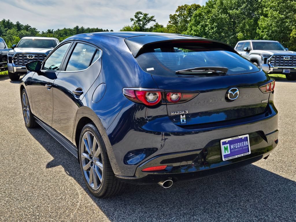 Used 2023 MAZDA MAZDA3 s FWD image 3