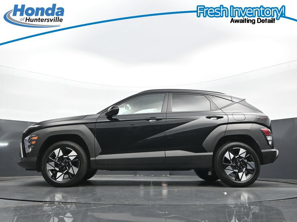 Used 2025 Hyundai Kona SEL AWD/4WD image 30