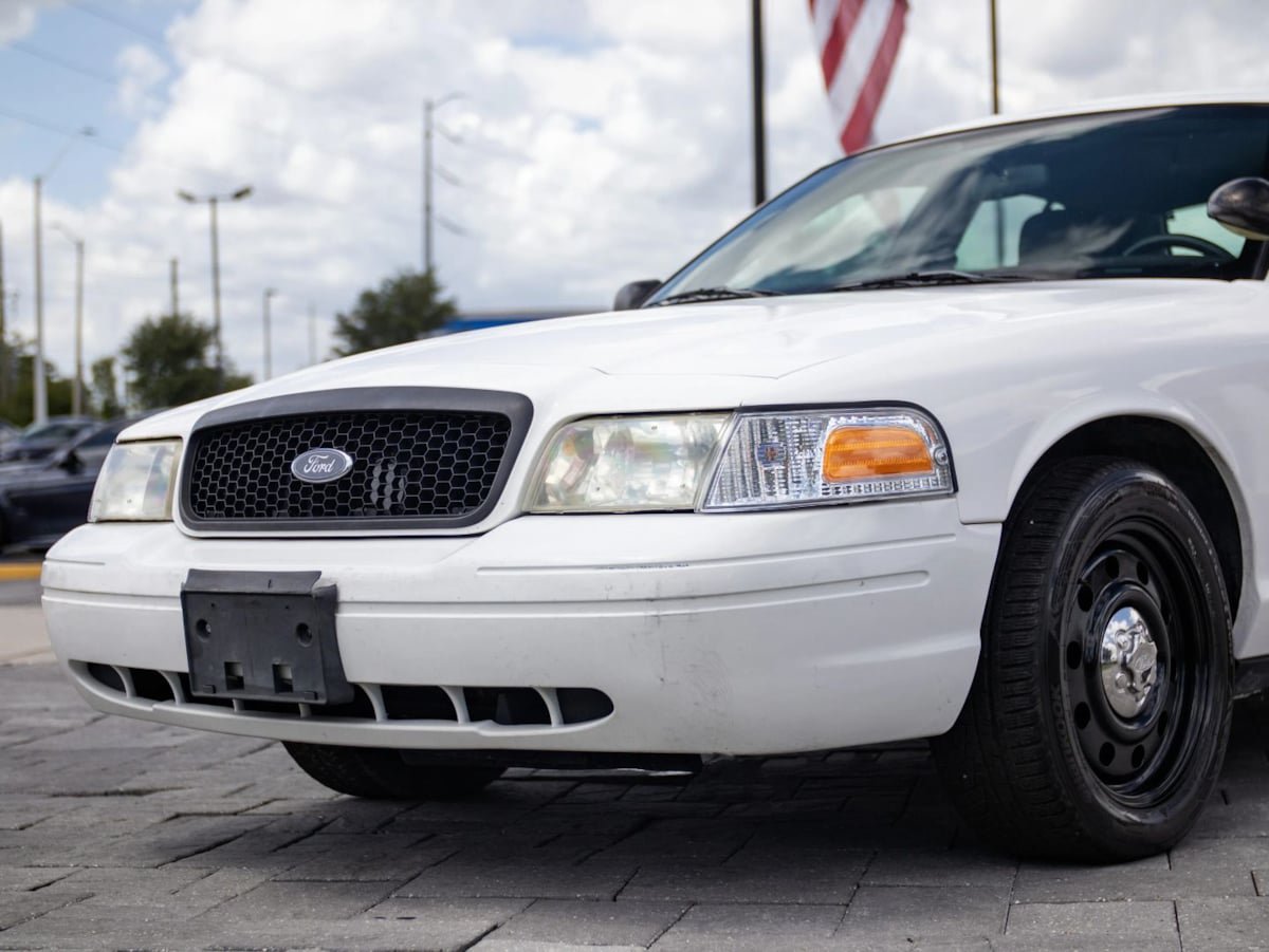Used 2008 Ford Crown Victoria Police Interceptor RWD image 8
