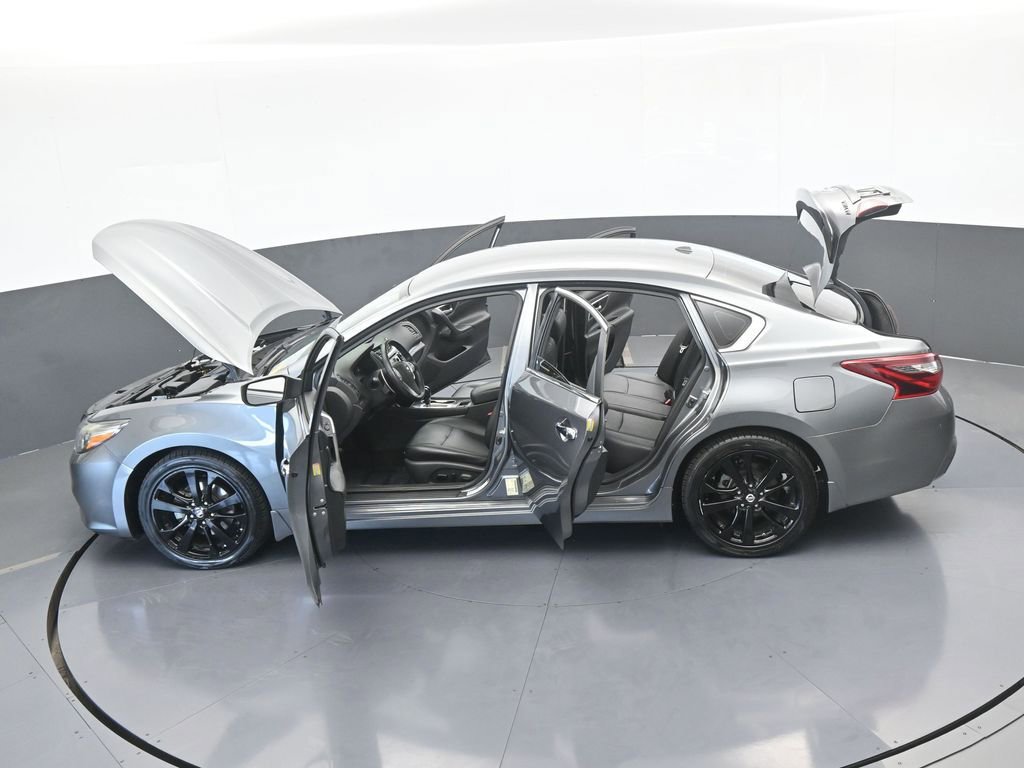 Used 2018 Nissan Altima 2.5 SR w/ SR Midnight Edition image 66