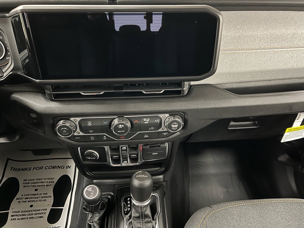 New 2026 Jeep Gladiator Sport image 9