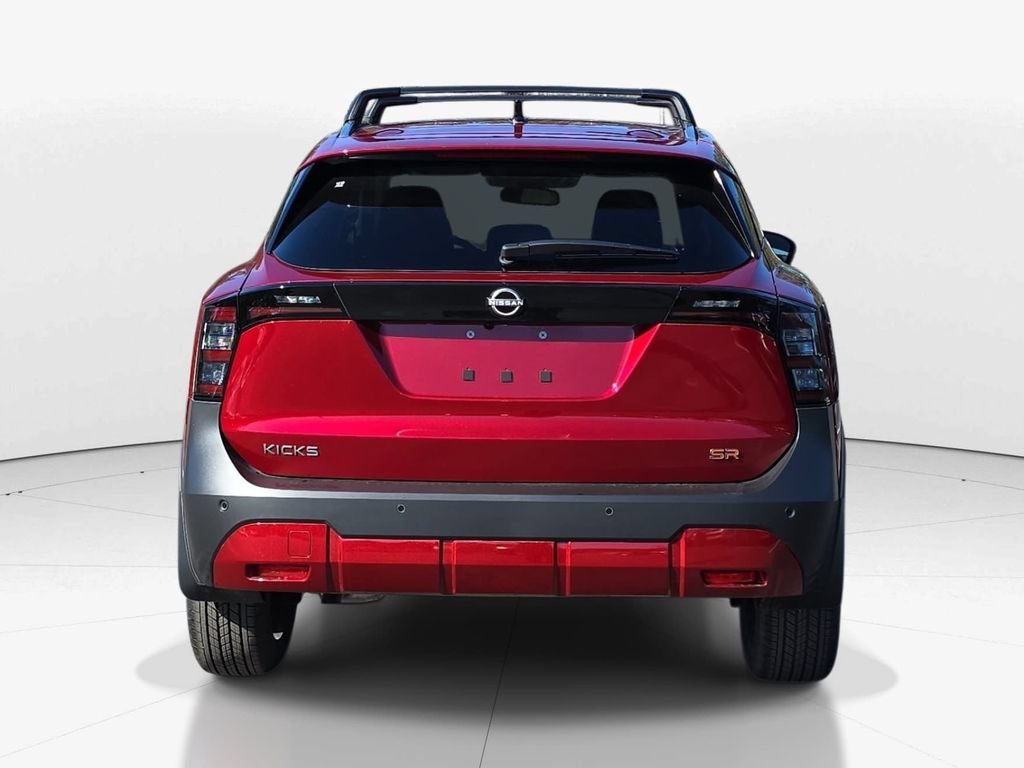 New 2026 Nissan Kicks SR w/ SR Premium Package FWD image 6