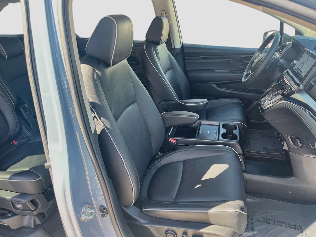 Used 2025 Honda Odyssey Touring image 32