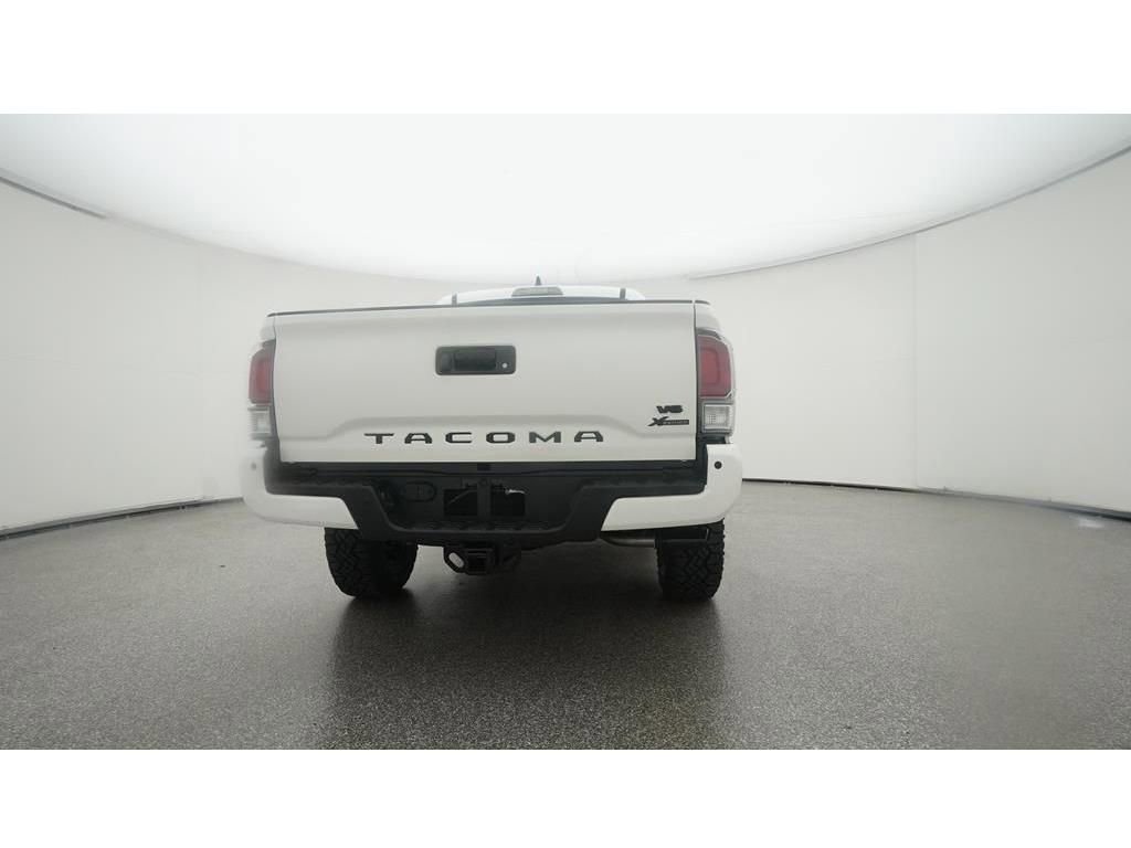 Used 2022 Toyota Tacoma TRD Sport w/ Technology Package AWD/4WD image 24