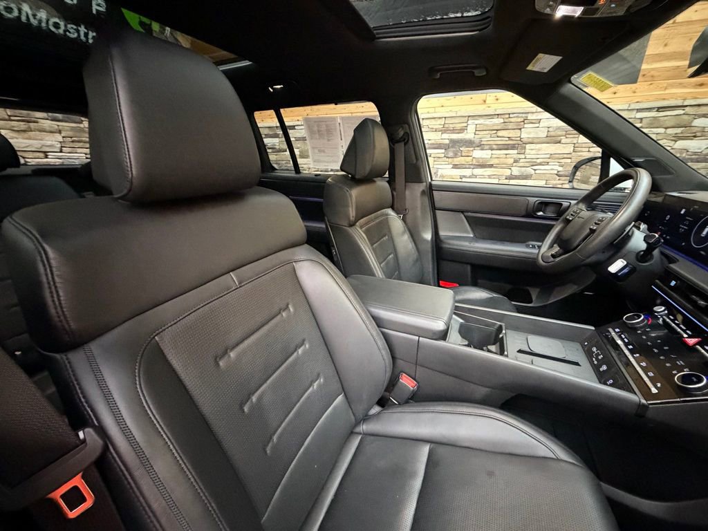 Used 2024 Hyundai Santa Fe Calligraphy image 15