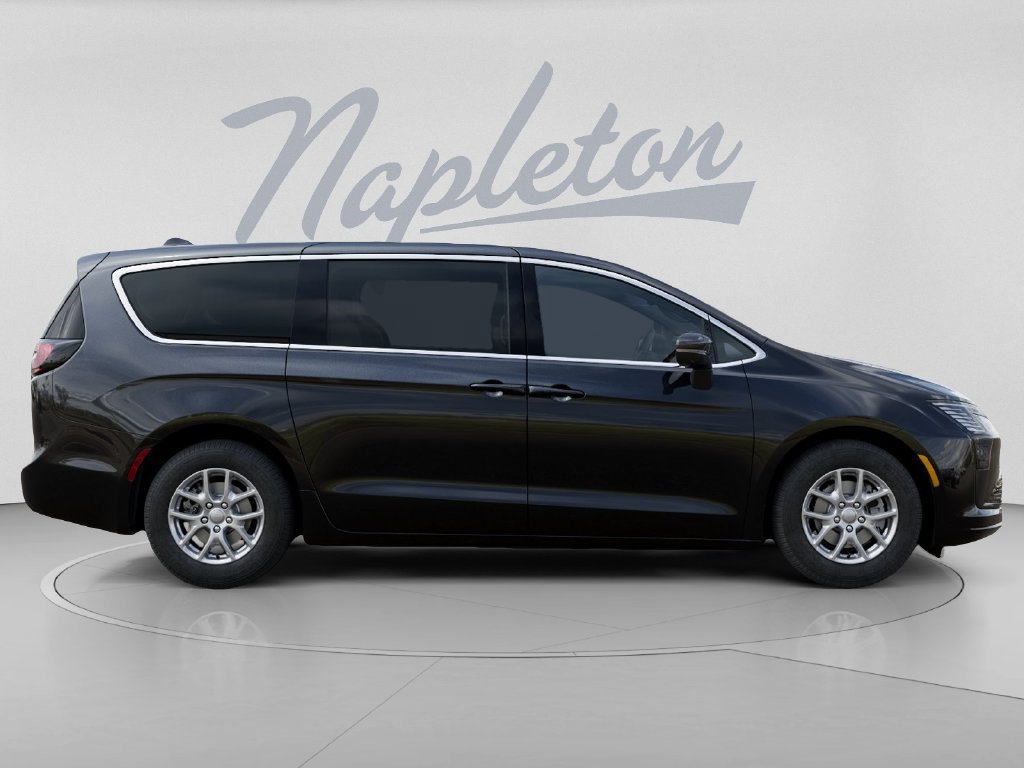 New 2027 Chrysler Pacifica Select w/ Family Tech Group FWD image 23