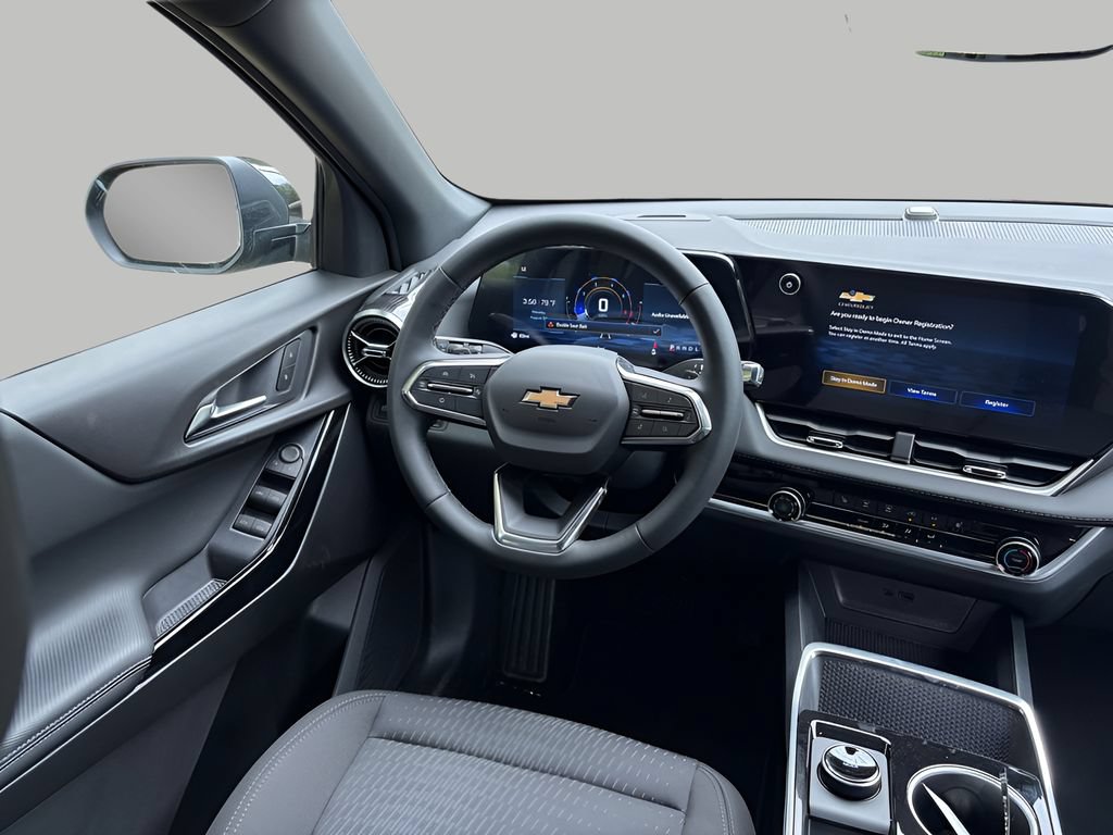 New 2027 Chevrolet Equinox LT w/ Safety and Technology Package FWD image 9