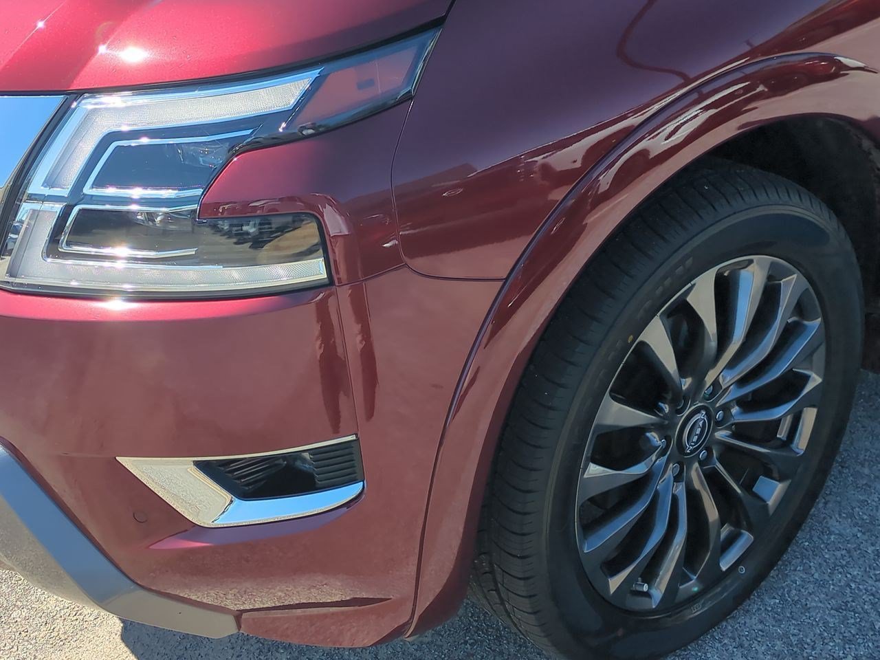 Certified 2023 Nissan Armada Platinum w/ Captain's Chairs Package AWD/4WD image 10