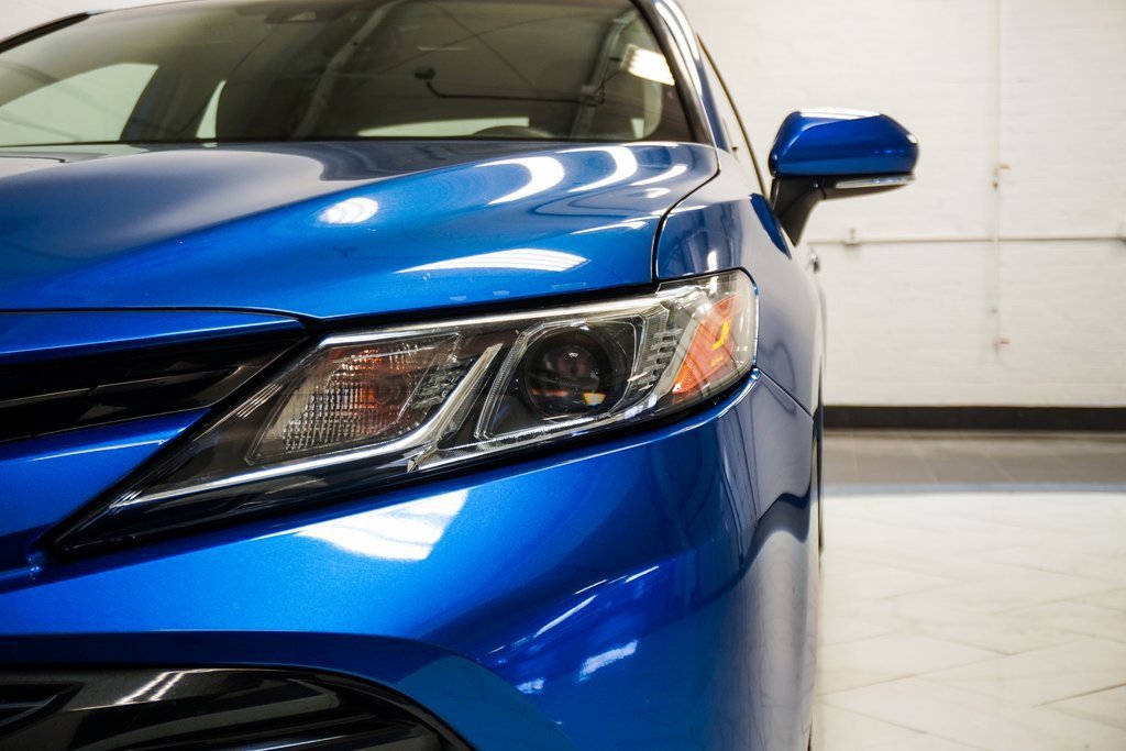Used 2020 Toyota Camry LE image 37
