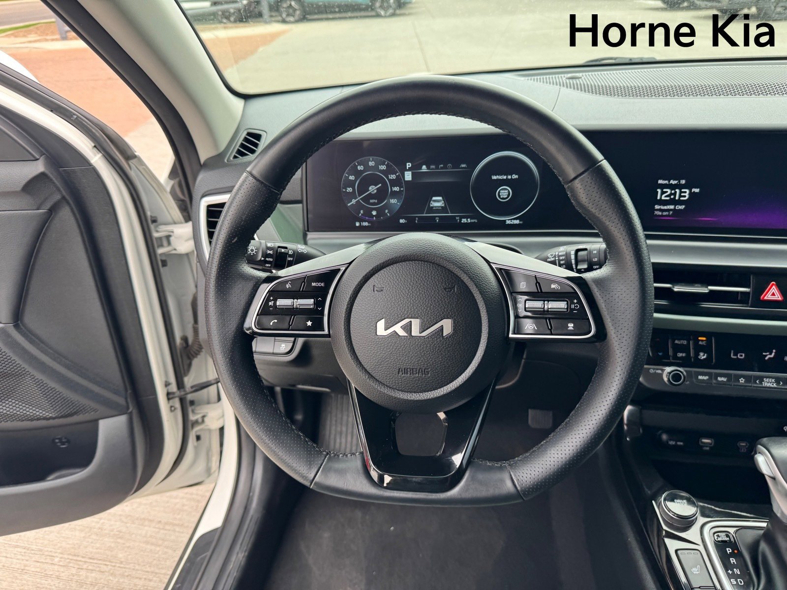 Certified 2024 Kia Seltos SX image 16