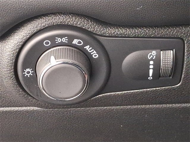 Used 2024 Dodge Durango GT image 23