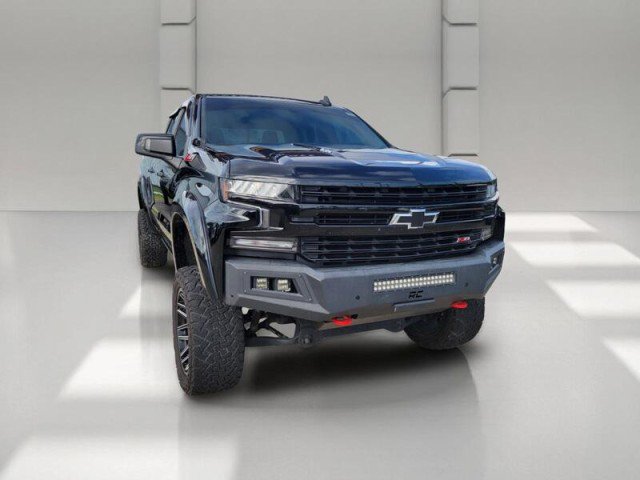 Used 2020 Chevrolet Silverado 1500 LT Trail Boss AWD/4WD image 3