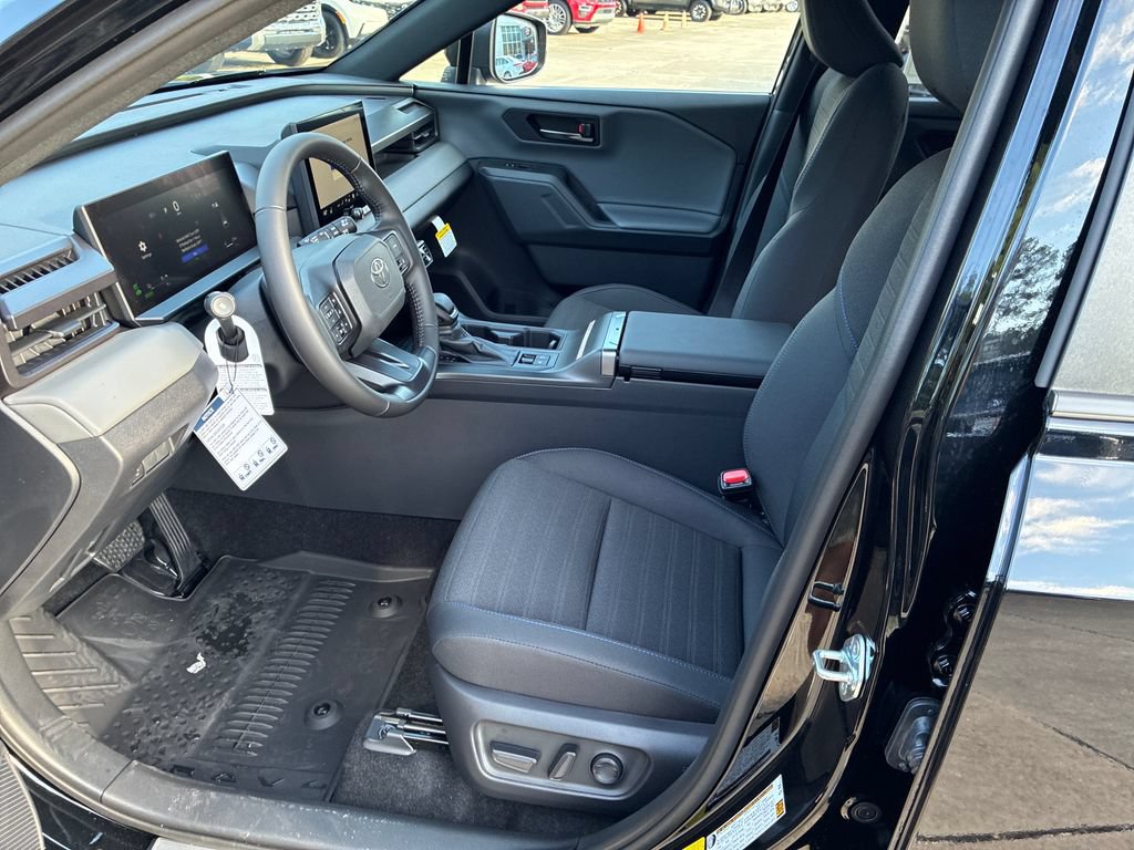 New 2026 Toyota RAV4 SE AWD/4WD image 15