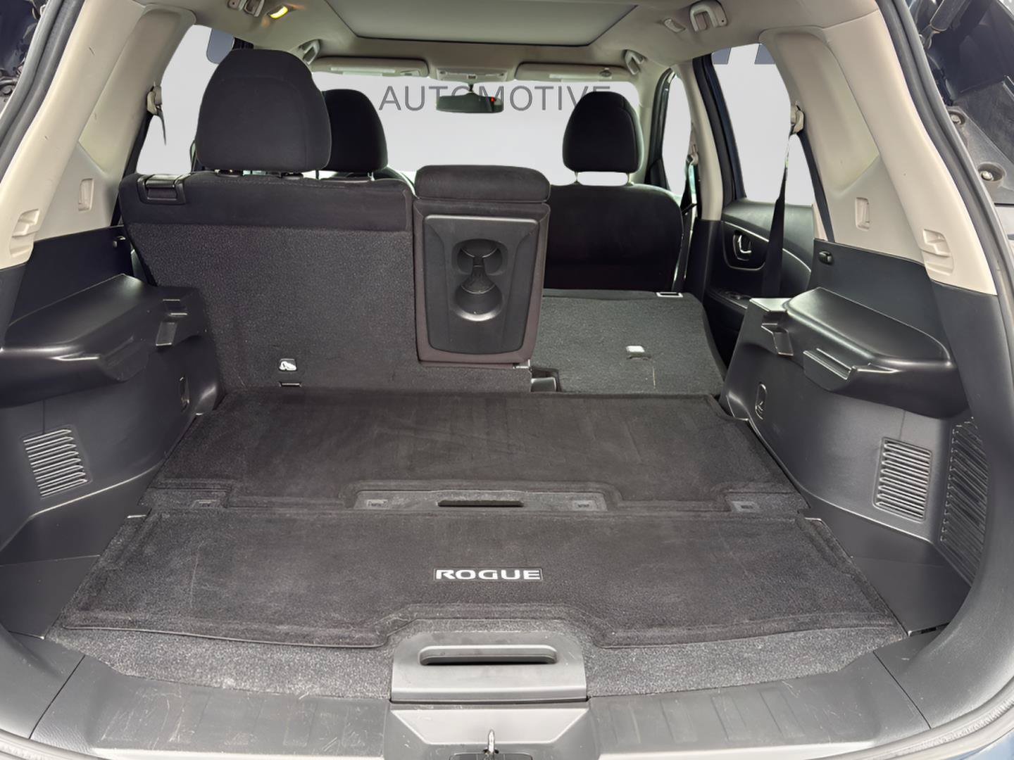 Used 2015 Nissan Rogue SV w/ SV Moonroof Package AWD/4WD image 29