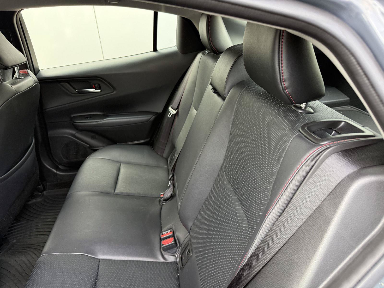 Used 2025 Toyota Prius Plug-In Hybrid FWD image 14