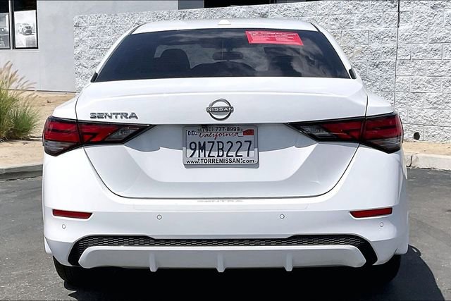 Certified 2025 Nissan Sentra SV FWD image 3