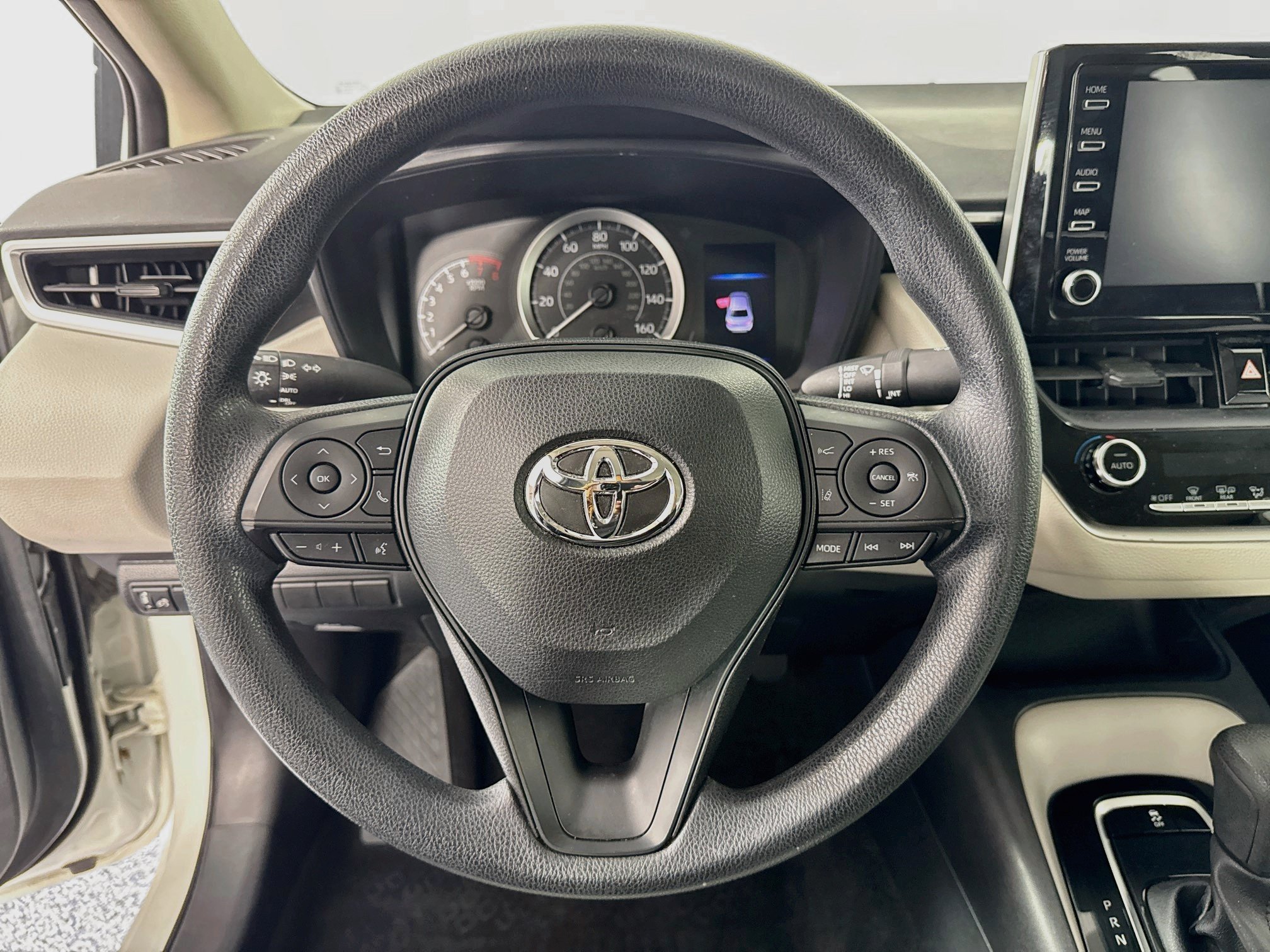 Used 2020 Toyota Corolla LE FWD image 11