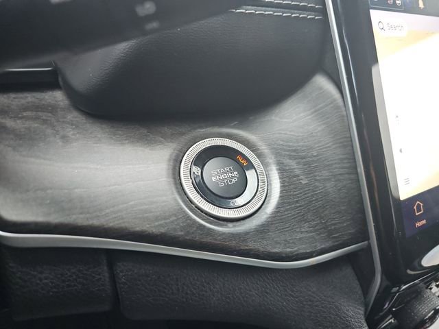 Used 2021 Jeep Grand Cherokee L Limited AWD/4WD image 17