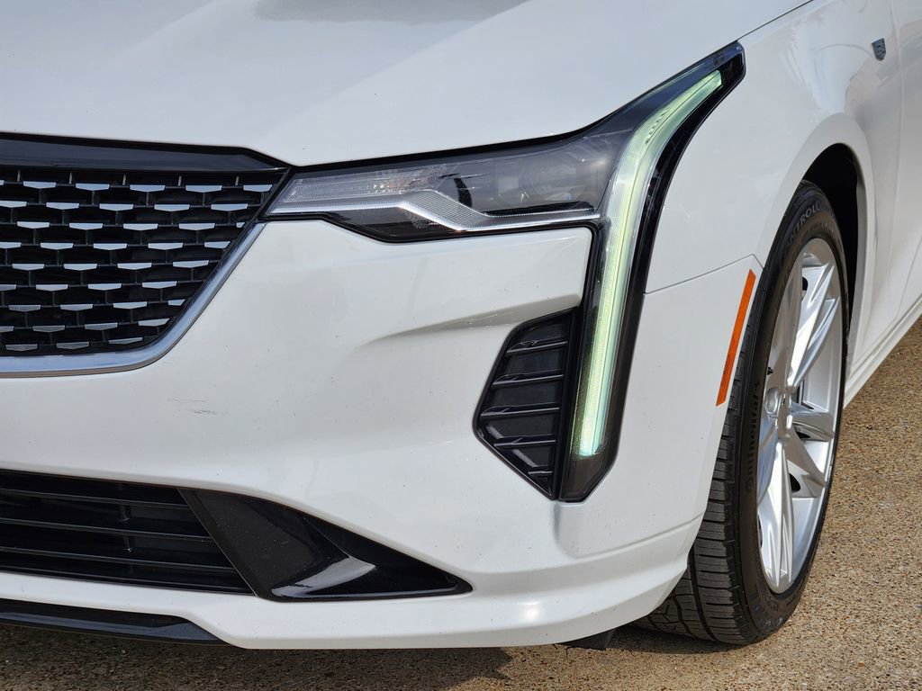 Used 2022 Cadillac CT4 Luxury image 8