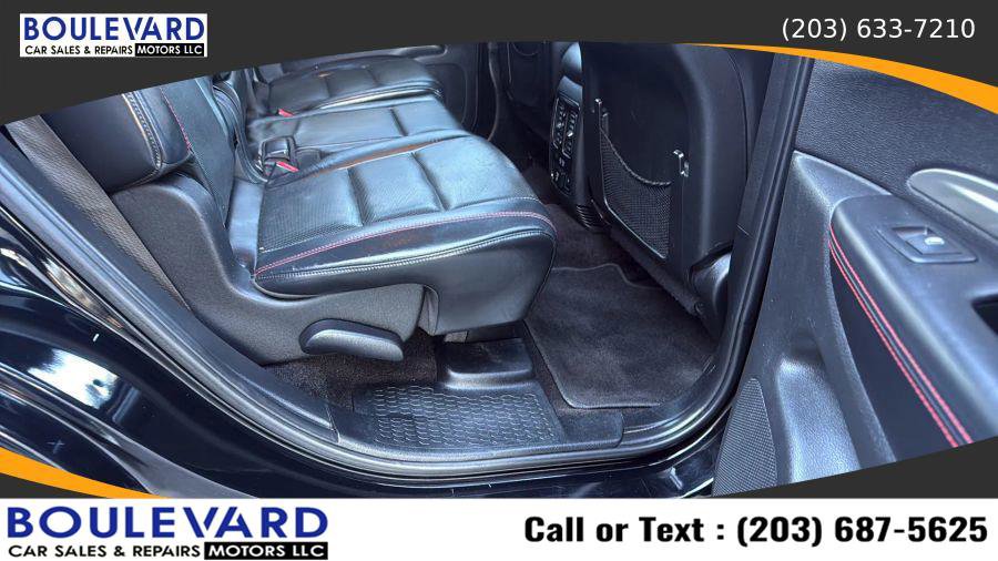 Used 2017 Dodge Durango R/T w/ Technology Group image 40