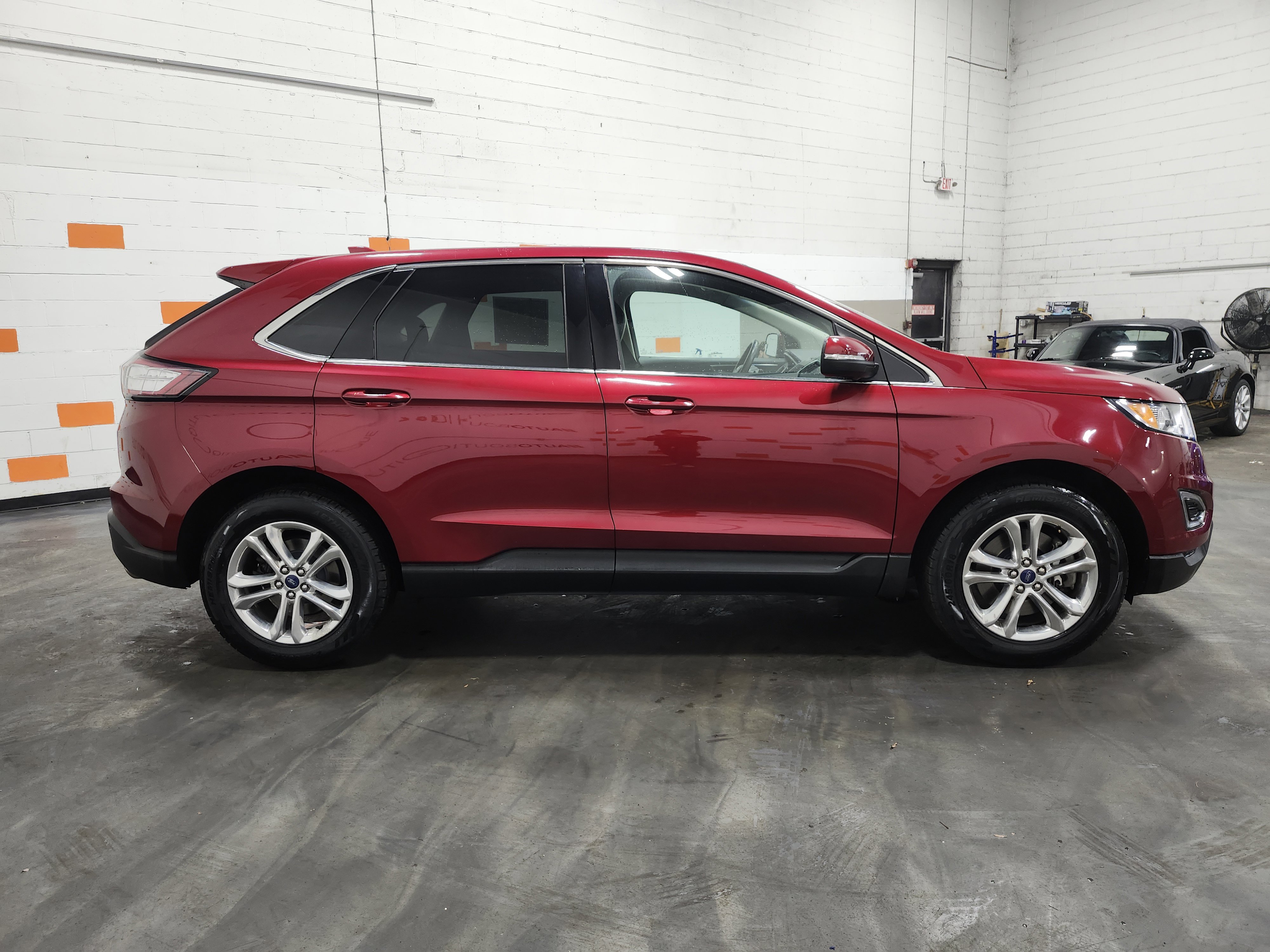 Used 2017 Ford Edge SEL w/ Equipment Group 201A image 18