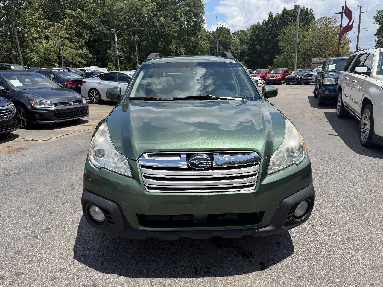 Used 2014 Subaru Outback 2.5i Premium AWD/4WD image 2