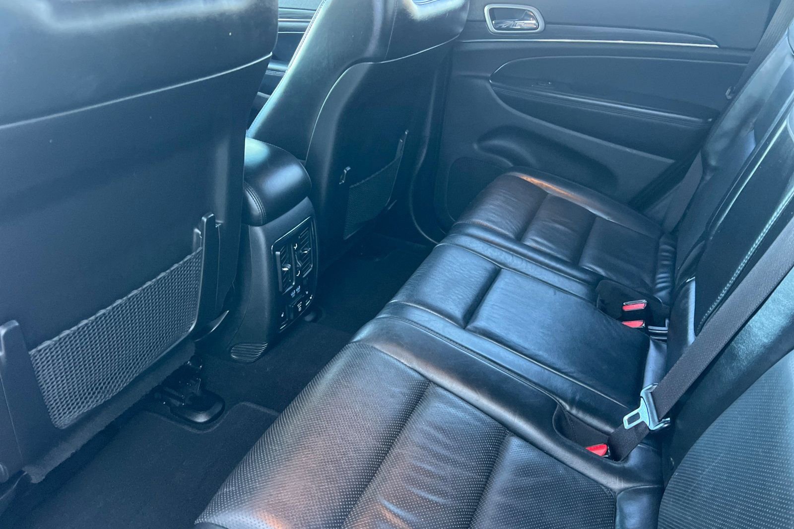 Used 2021 Jeep Grand Cherokee Limited w/ Luxury Group II image 13