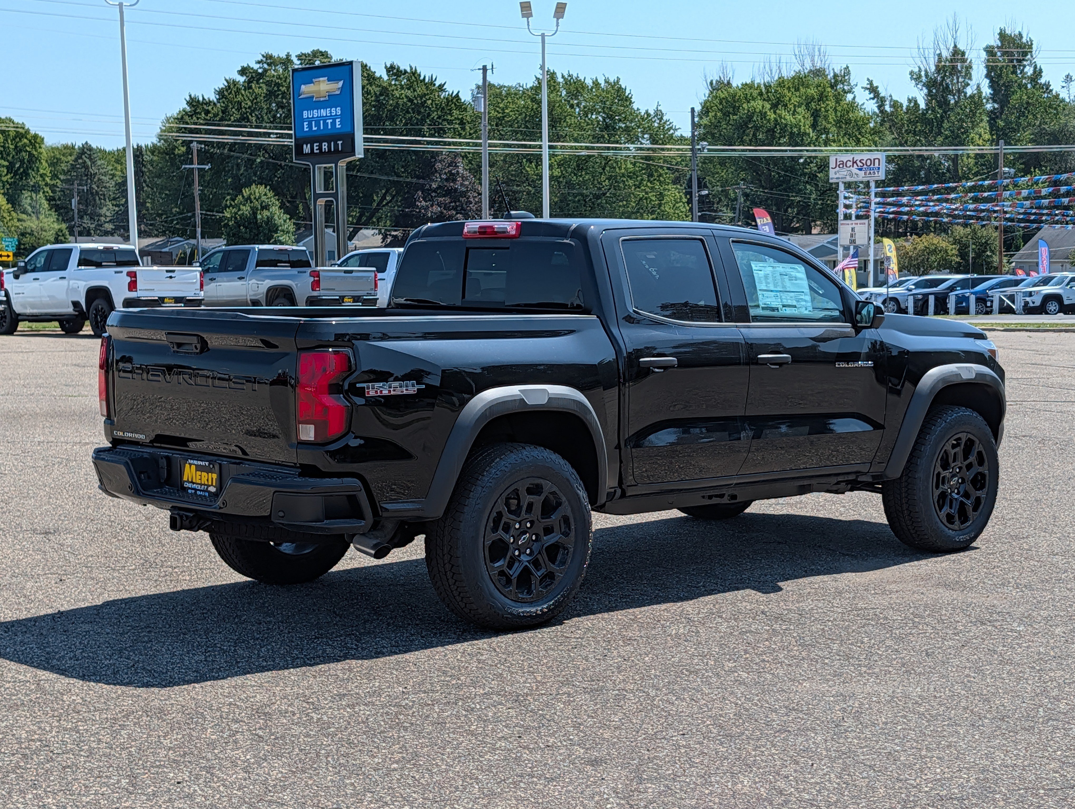 New 2026 Chevrolet Colorado Trail Boss AWD/4WD image 3