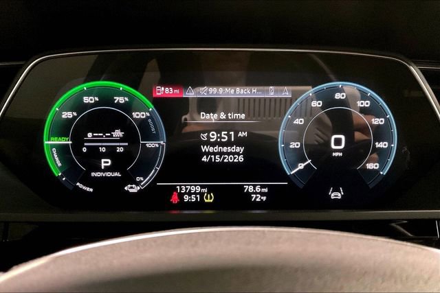 Used 2023 Audi e-tron Prestige w/ Prestige Package image 20