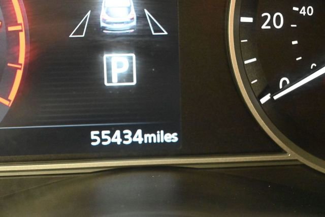 Used 2018 Nissan Kicks SR FWD image 15