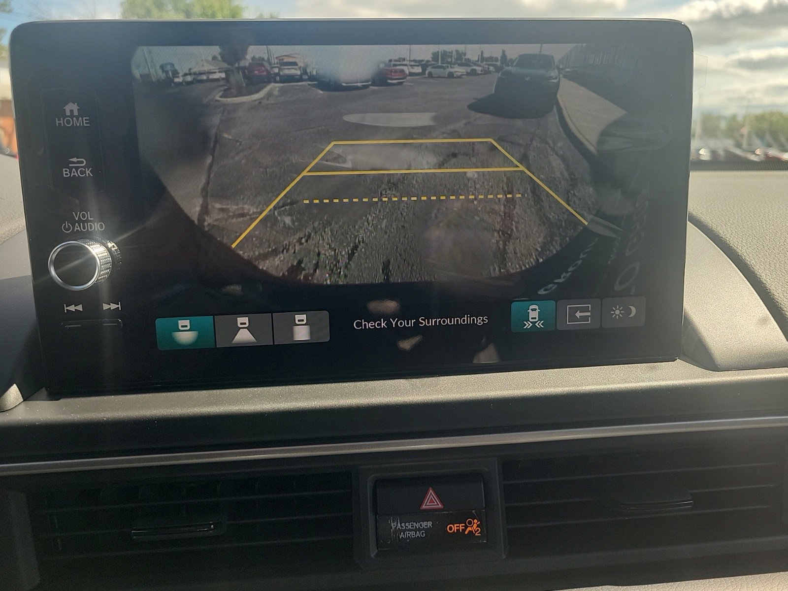 New 2025 Honda Pilot Touring image 25