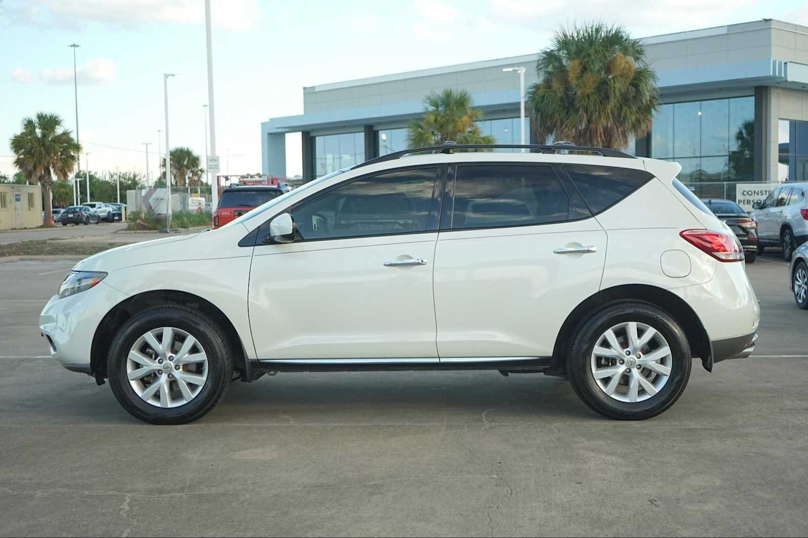 Used 2014 Nissan Murano SL FWD image 3