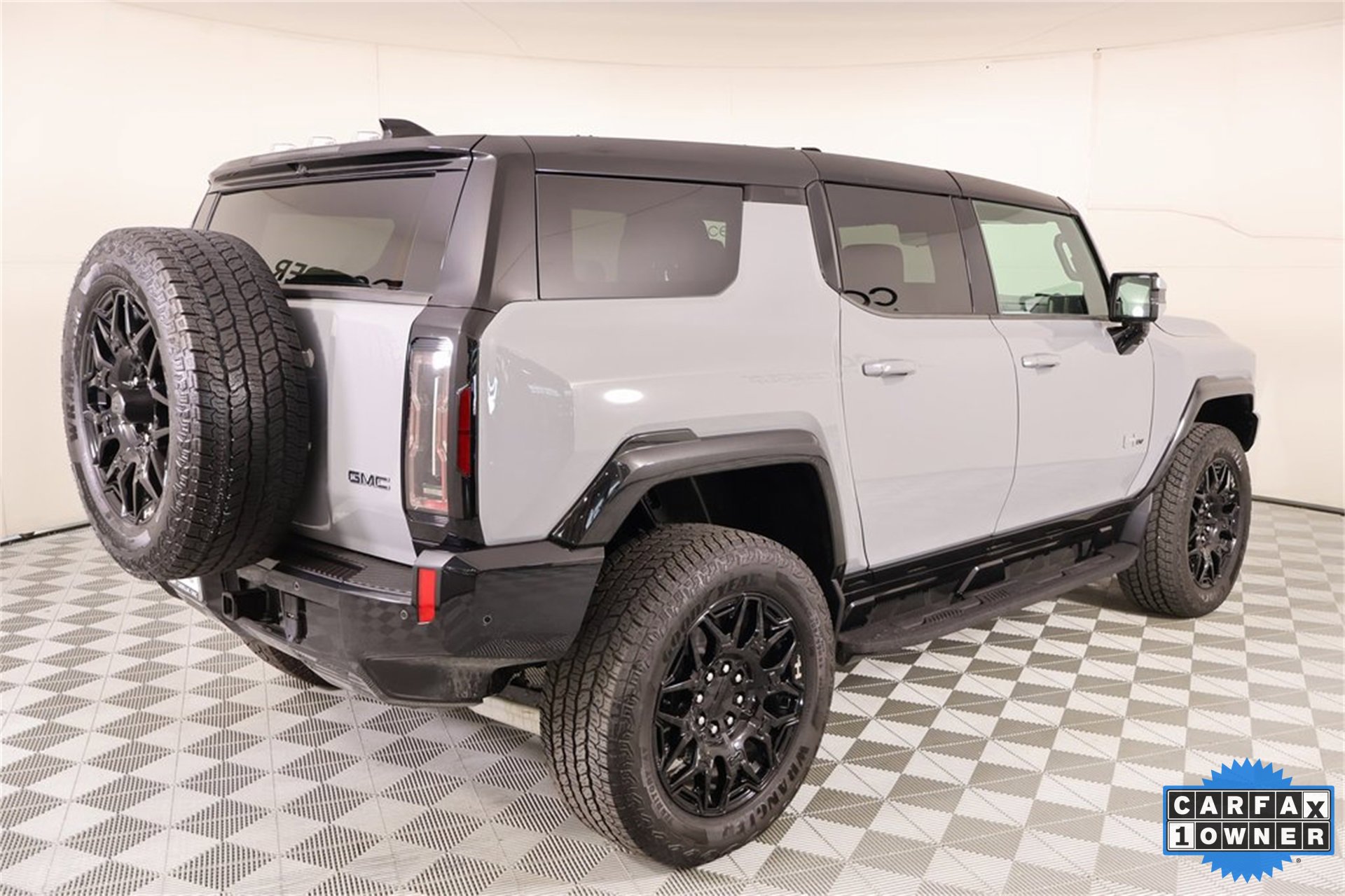 Used 2024 GMC Hummer EV 2X image 20