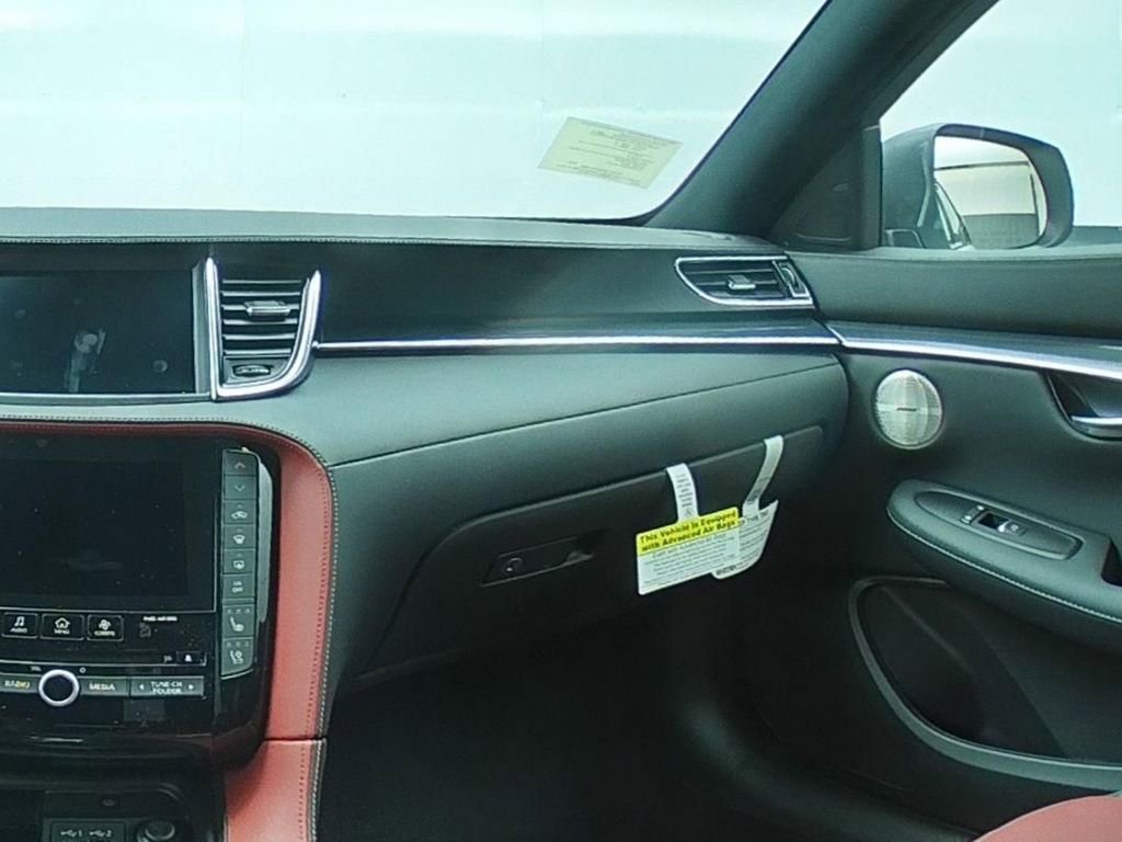 New 2025 INFINITI QX50 Sport image 22