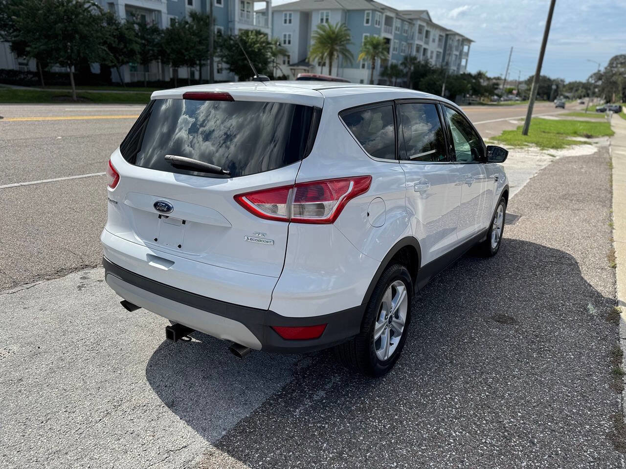 Used 2014 Ford Escape SE image 8