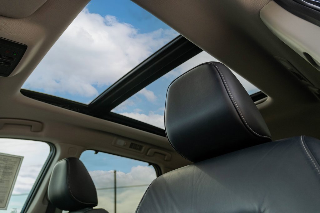 Used 2022 Nissan Pathfinder Platinum w/ Cargo Package image 26