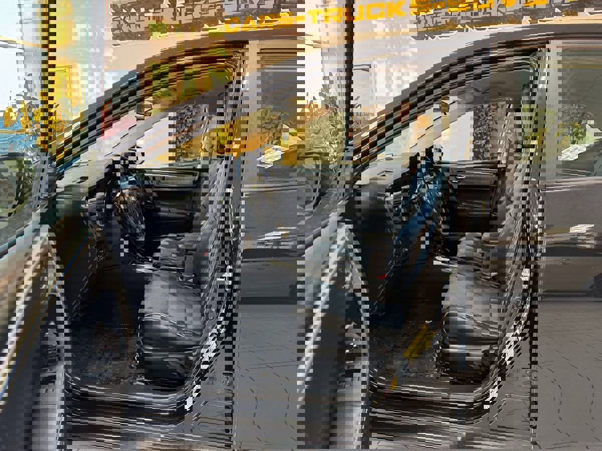 Used 2014 Toyota Corolla S image 15