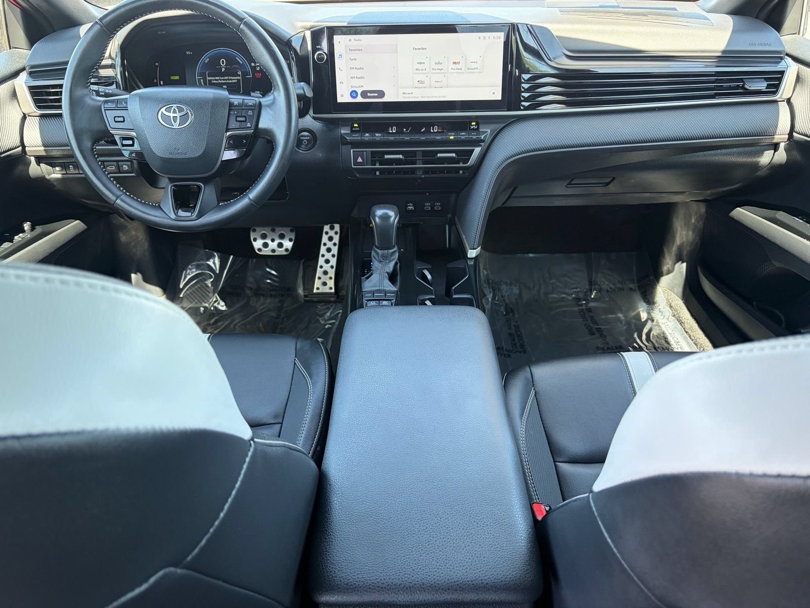 Used 2025 Toyota Camry SE w/ Multimedia Upgrade Package FWD image 26