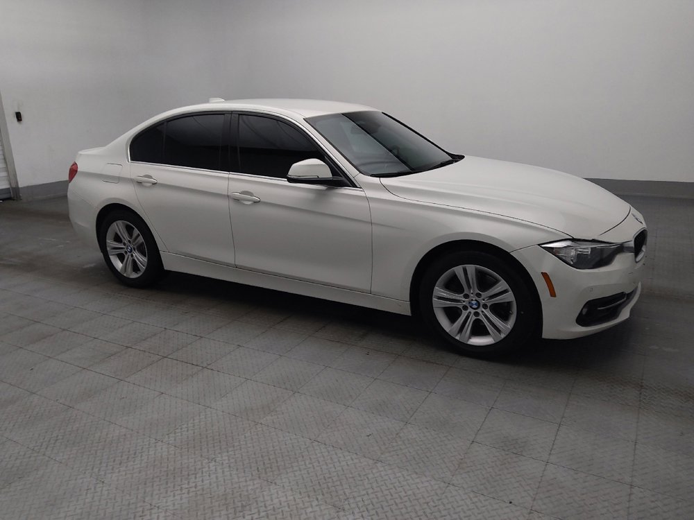 Used 2017 BMW 330i Sedan w/ Driver Assistance Package RWD image 11