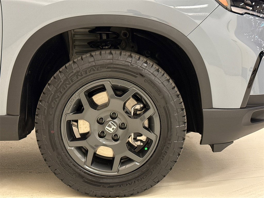 New 2025 Honda Pilot TrailSport image 6
