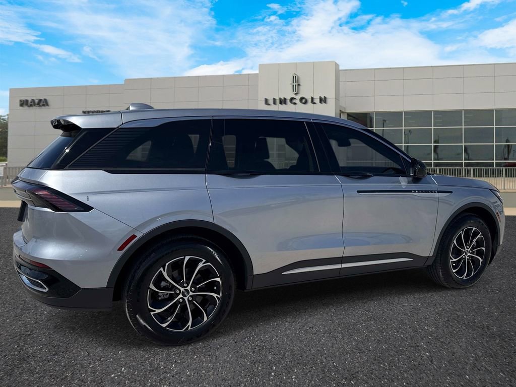 New 2026 Lincoln Nautilus Premier w/ Equipment Group 102A AWD/4WD image 3