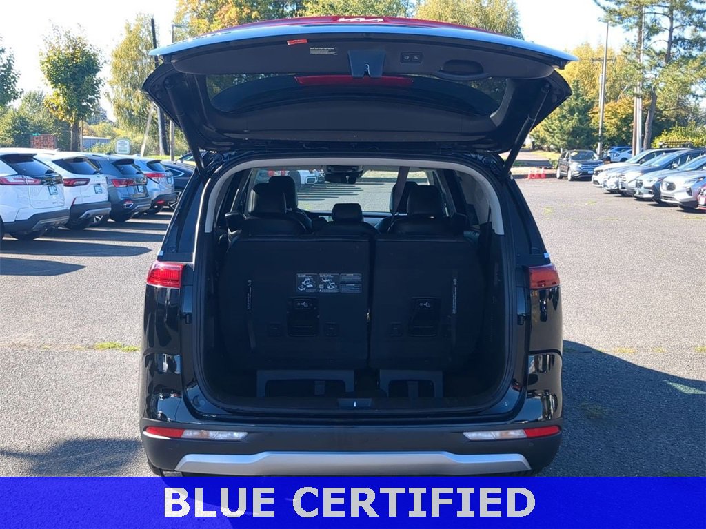 Used 2024 Kia Carnival EX image 25