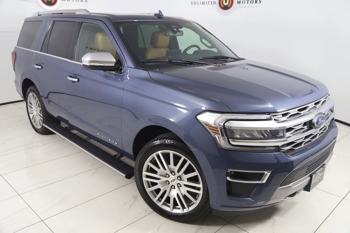 Used 2023 Ford Expedition Platinum AWD/4WD image 19