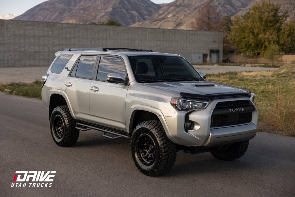 Used 2021 Toyota 4Runner TRD Off-Road Premium image 2