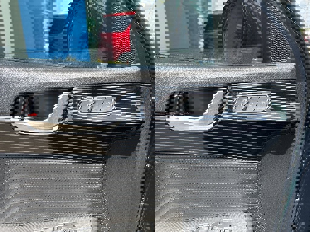 Used 2024 Hyundai Palisade Calligraphy image 28