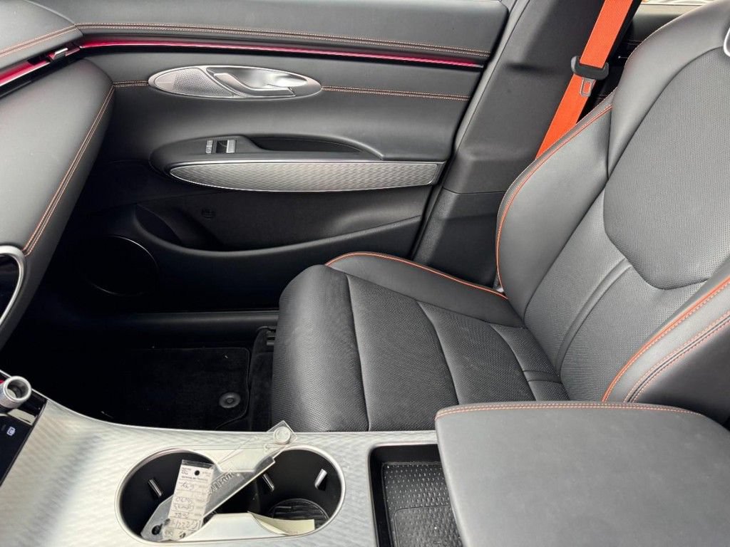 Certified 2026 Genesis GV70 2.5T Sport Prestige AWD/4WD image 13
