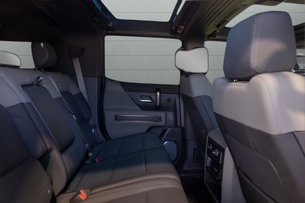 Used 2024 GMC Hummer EV 3X AWD/4WD image 69